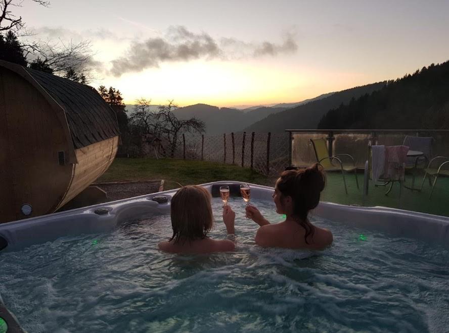 Ferienhaus Wendelinus Mit Pool & Sauna Hausach Bagian luar foto
